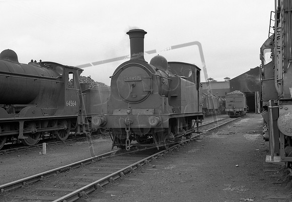 68459 1950s Thornton Junction shed