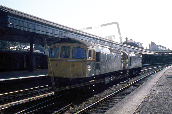 33034 1977 Exeter