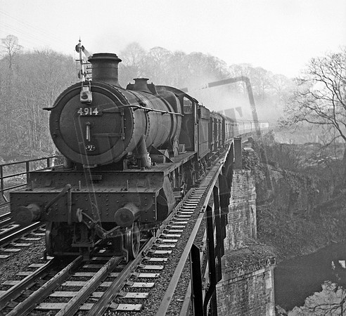 4914 1955-12 Bradford on Avon Greenland Hills Crossing