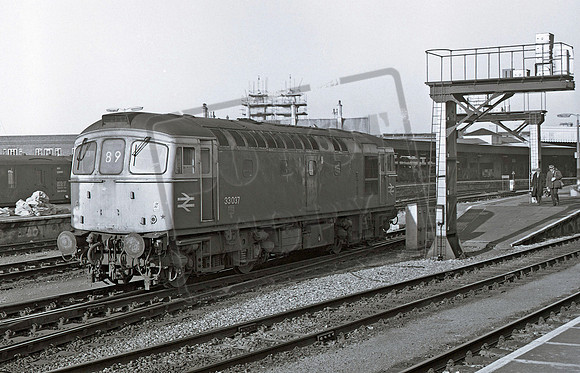 33037 1984-01-10 Bristol TM
