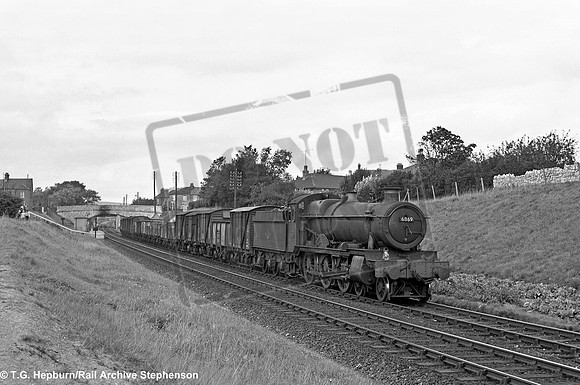 6869 1957-09 Radipole Halt Weymouth