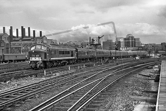 D32 1963c Leeds City Wellington