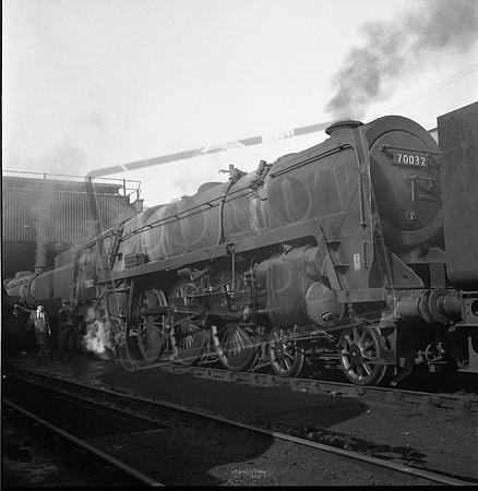 70032 1966-05-29  Patricroft-ROneg-1406-162