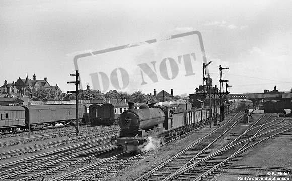 63449 1950s Wakefield Westgate