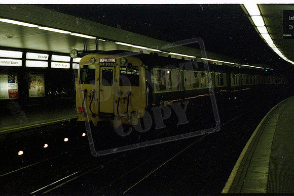 EMU M23389M 1979-12 Hamilton Square