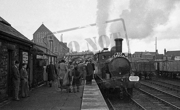 58926 1958-01-05 Ebbw Vale
