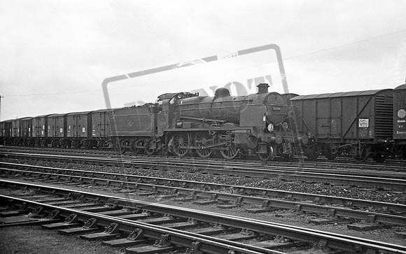 31794 1960c Salisbury station