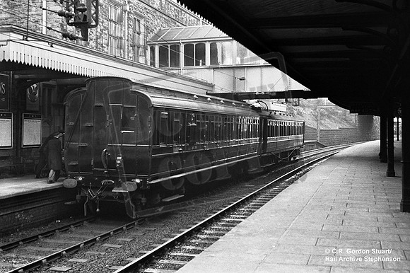 EMU 2226 1932c Lancaster Castle