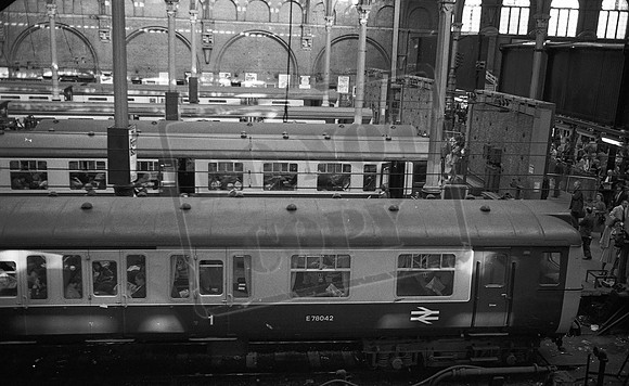 EMUs 1980s Liverpool Street-ROneg-1508-036