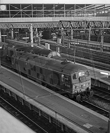 D5022 1965 London Euston