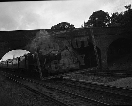 45561 1960-08-20 Elstree-ROneg-459