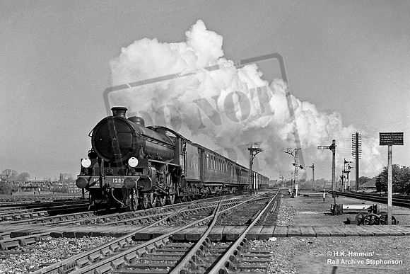 1282 1948-04-24 Princes Risborough