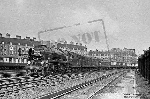 34100 1960c London Victoria