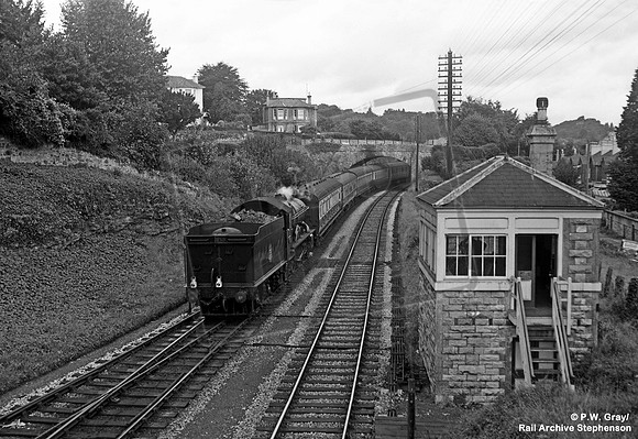 4080 1953-09-19 Torquay