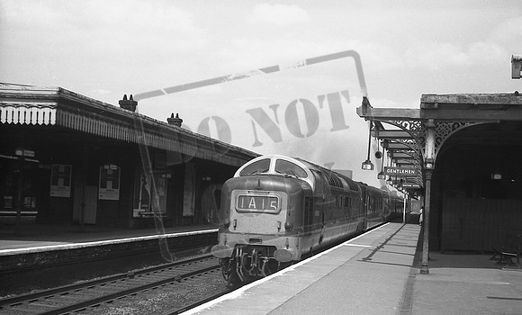 D9009 1963-04-03 Finsbury Park