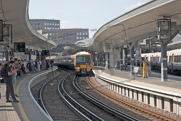 465033 2025-06-16 London Bridge