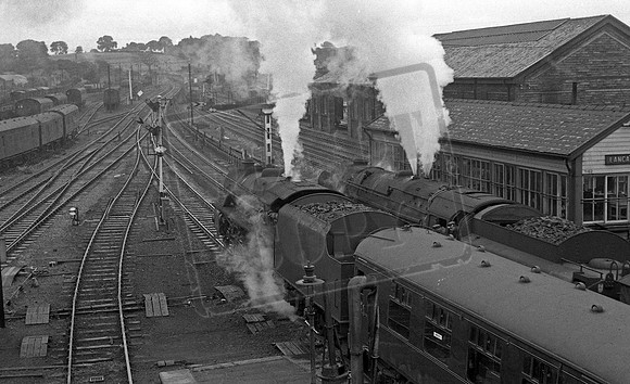 44765 70037 1965-08-28 Lancaster