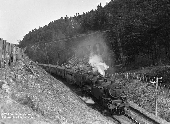 42269 1950s Slochd