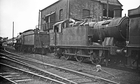 6657 1963c Duffryn Yard Shed