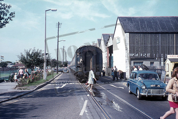 33105 1974-08-22 Weymouth