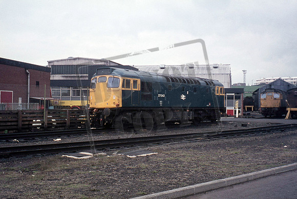 27042 1976-04-24 Eastfield