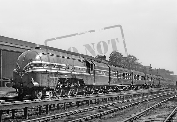 6221 1930s Camden Bank