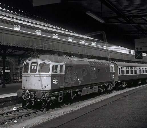 33021 1982-06-14 Bristol TM