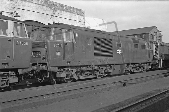 D7010 1969-04-20 Horton Road