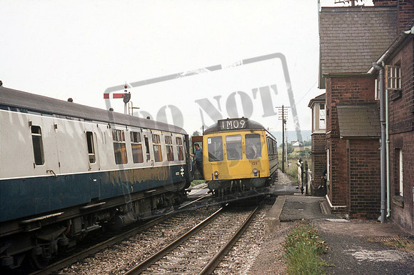 DMU M50729 1970s