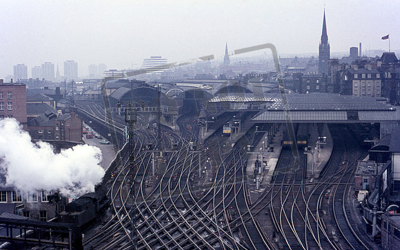 EMUs 1967 Newcastle Central