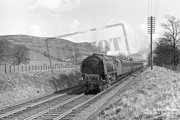46244 1960c between Forgandenny and Forteviot