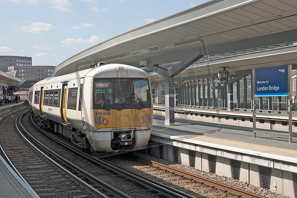 376008 2025-06-16 London Bridge