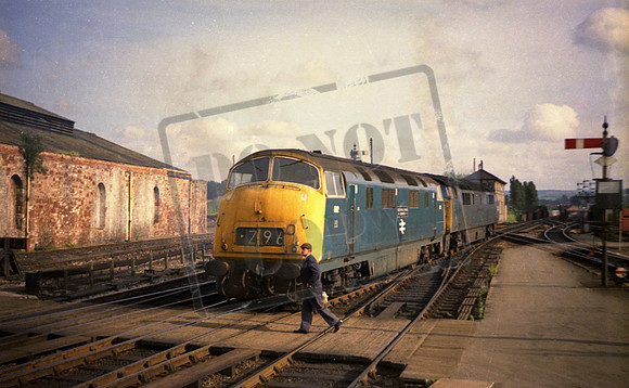 812 1972-06-22 Exeter St Davids with 1032