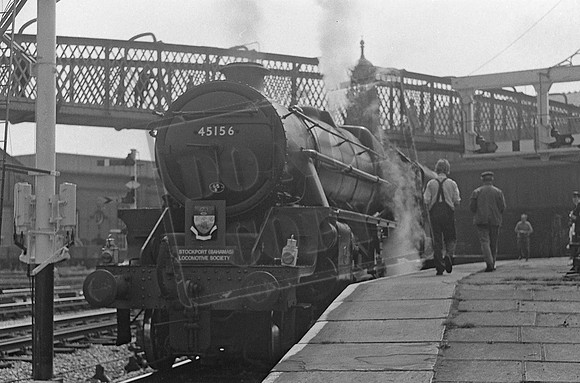 45156 1968-04-04 Bolton Trinity Street