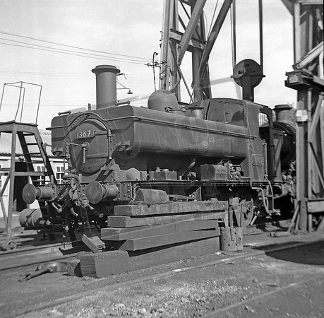 1367 1962 Weymouth shed
