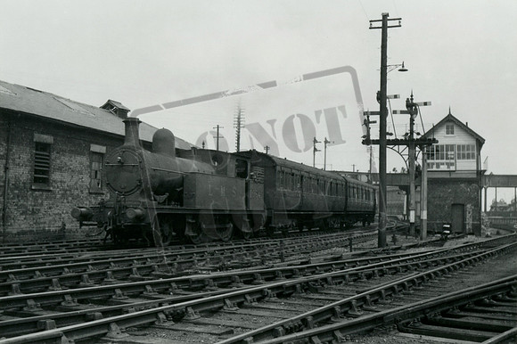 10640 1930s Fleetwood