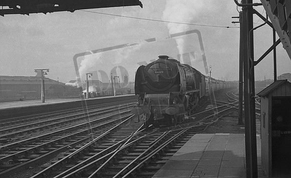 46229 1956-05-31 Crewe