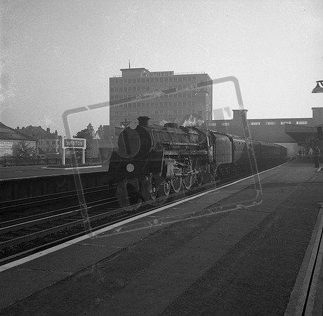 73087 1966c Surbiton-ROneg162