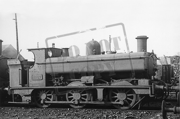 1907 1940s Llanelly shed