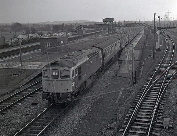 33035 1983-12-18 Severn Tunnel Jcn