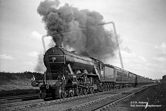 2559 1930s Potters Bar