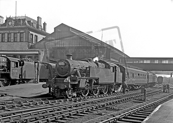42449 1963-08-17 Preston