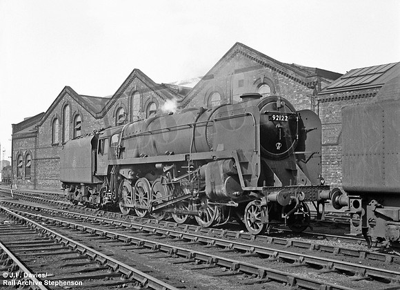 92122 1958-06-15 Wellingborough