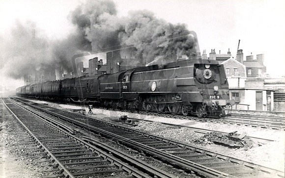 21C9 1947-04-12 Vauxhall
