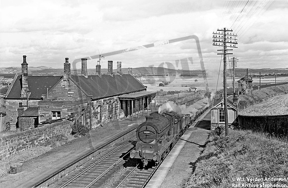 64588 1964-08 Falkland Road