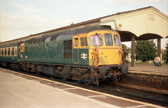 33109 1982c Westbury