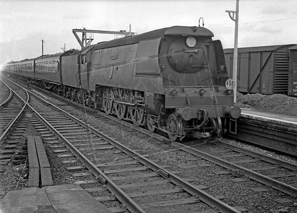 34074 1957-07-28 Sittingbourne
