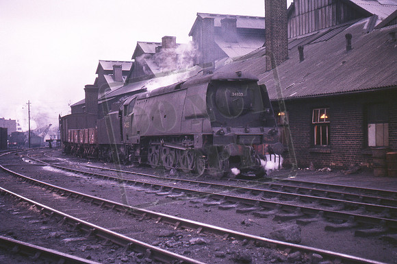 34023 1966-11-23 Nine Elms