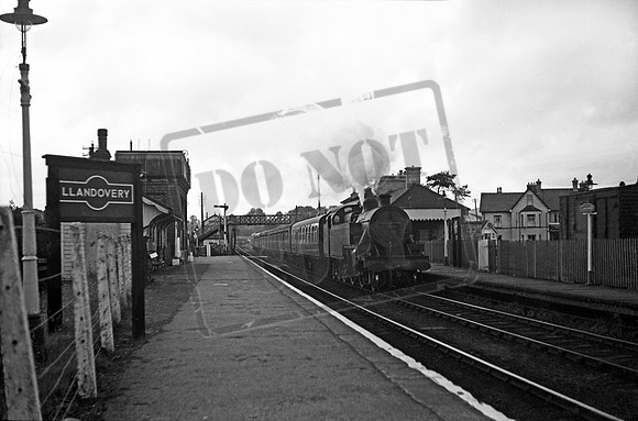 42385 1950s Llandovery