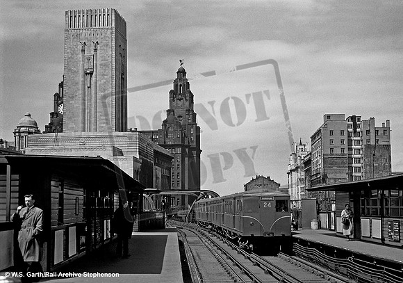 LOR 24 1956-05-16 Liverpool James Street